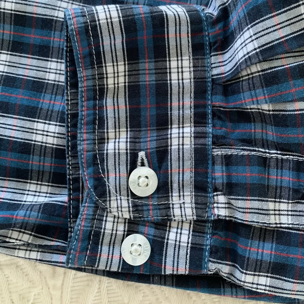 Old Navy Button Down Shirt Boys Size XL Blue White Plaid Long Sleeves